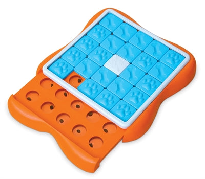 Nina Ottosson Challenge Slider Oranje / Blauw - 38x38x5 cm